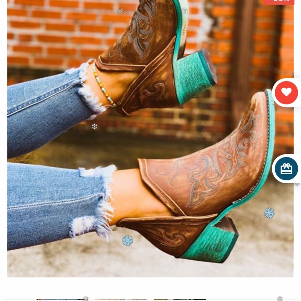 Women’s embroidered dream boots NEW